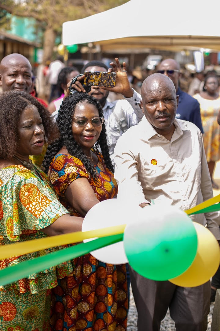 Vivo Energy Ghana commissions Washroom facility for La Enobal Basic Sch