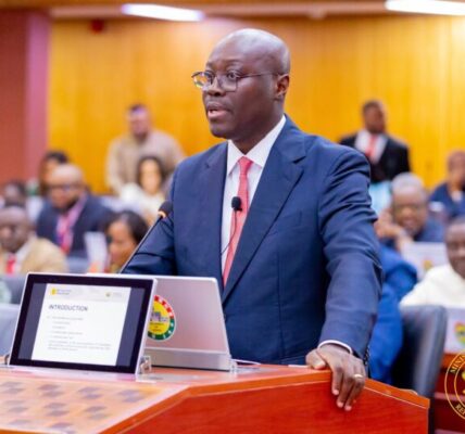 Government targets 20% electricity tariff cut from new 1,200MW gas power plant